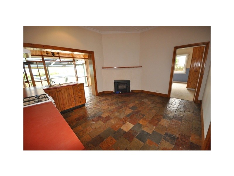 22 McFarlane Street, Kingston Se SA 5275