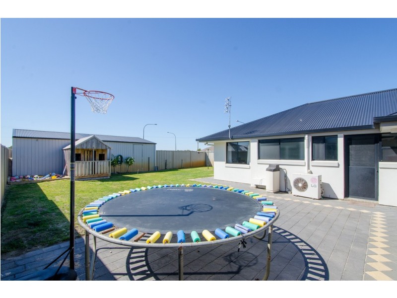 2 Melville Court, Robe SA 5276