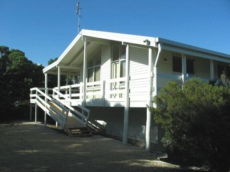 1 Woolundry Road, Robe SA 5276