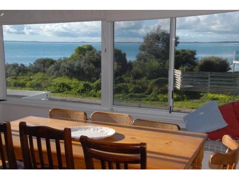 10 Seafarers Crescent, Robe SA 5276