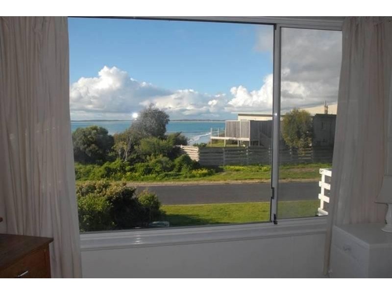 10 Seafarers Crescent, Robe SA 5276