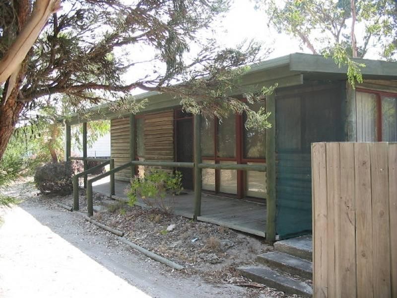 2 Powell Avenue, Robe SA 5276