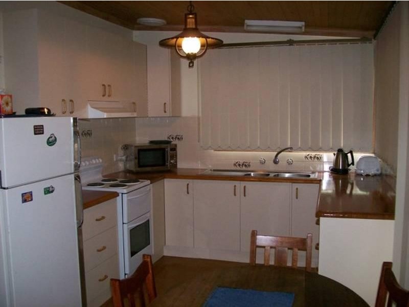 2 Powell Avenue, Robe SA 5276