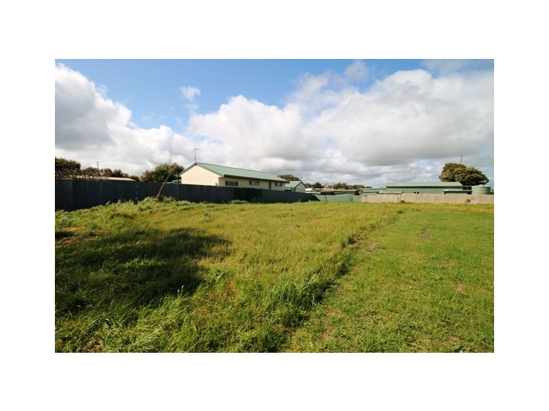 5 Reserve Road, Boatswain Point SA 5275