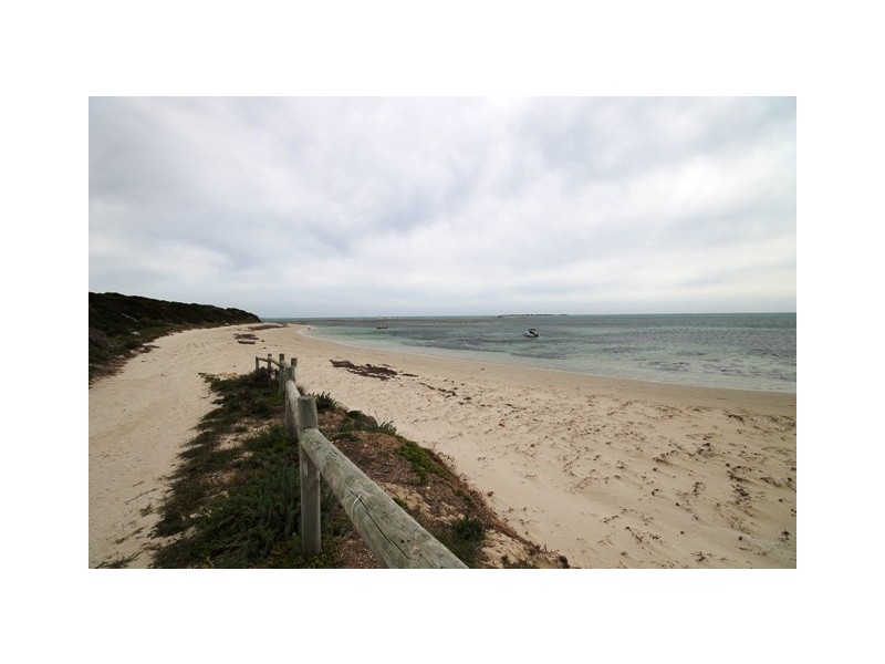 5 Reserve Road, Boatswain Point SA 5275