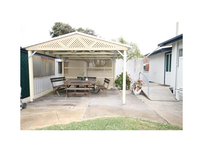 86 Marine Parade, Kingston Se SA 5275