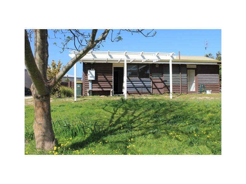 7 Woolundry Road, Robe SA 5276