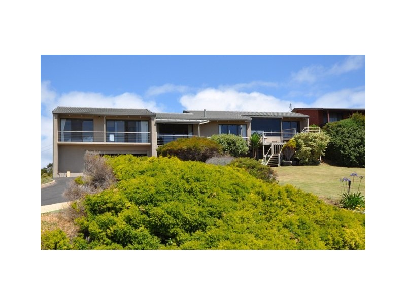 19 Lake Road, Robe SA 5276
