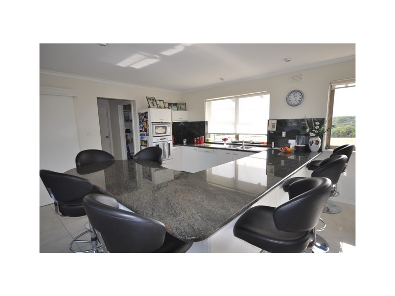 19 Lake Road, Robe SA 5276