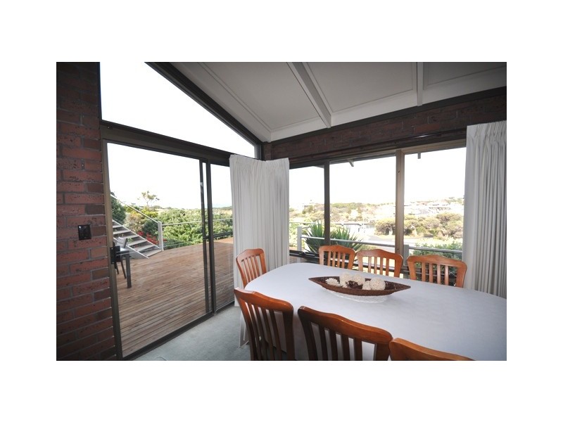 19 Lake Road, Robe SA 5276