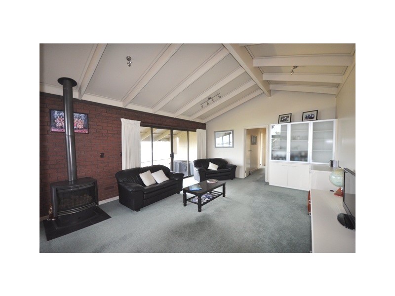 19 Lake Road, Robe SA 5276