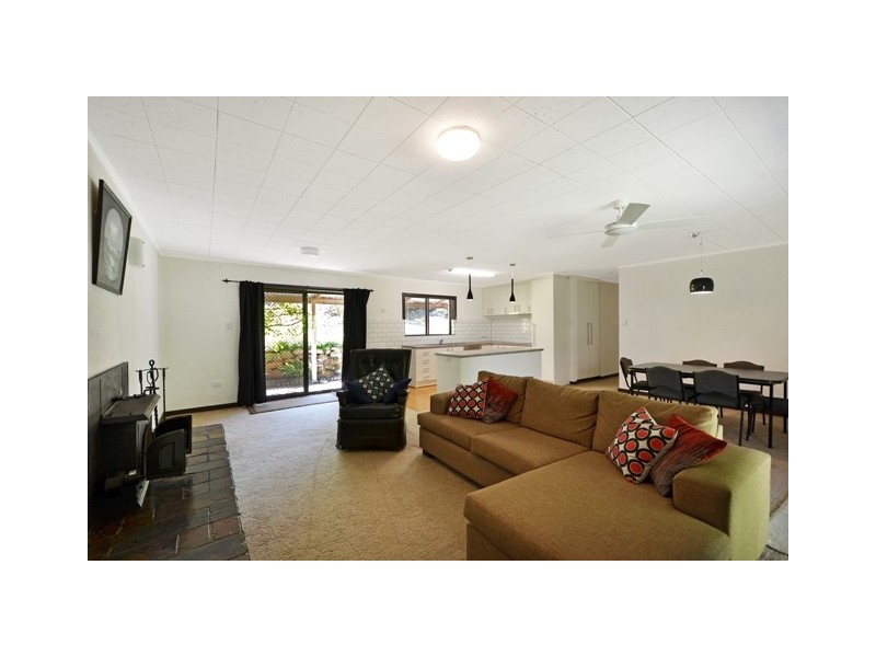 2 Laurel Terrace, Robe SA 5276