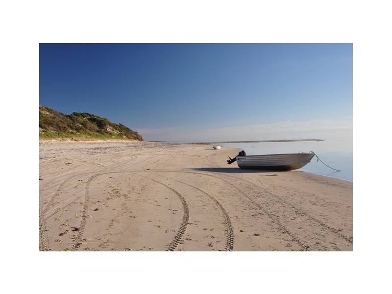 Lot 101 Southern Ports Highway, Robe SA 5276