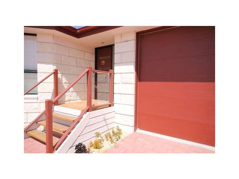 19 Alexander Tolmer Way, Robe SA 5276