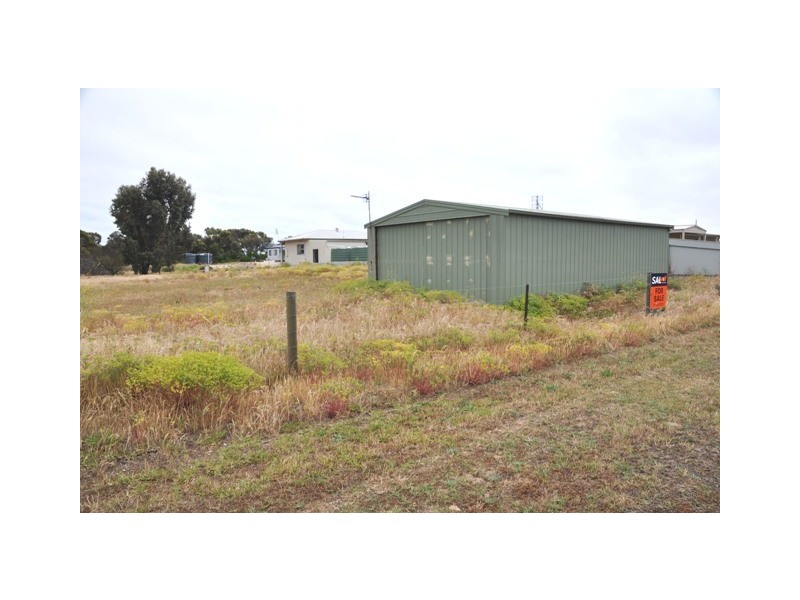 17 Third Street, Kingston Se SA 5275