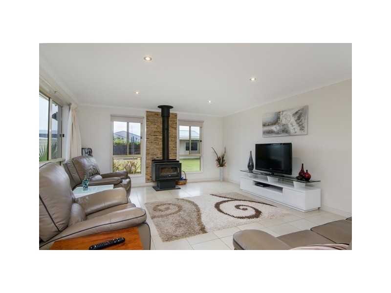 10 Melville Crt, Robe SA 5276