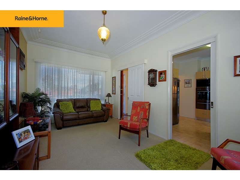 4 COLLINS CRES, Yagoona NSW 2199