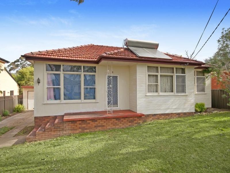 2 Taloma Street, Picnic Point NSW 2213