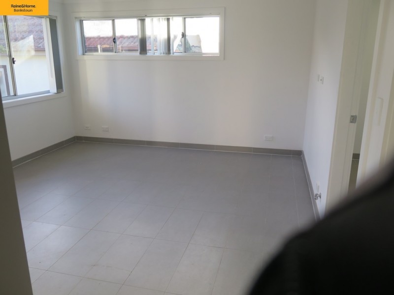 6 Linton Ave, Revesby NSW 2212