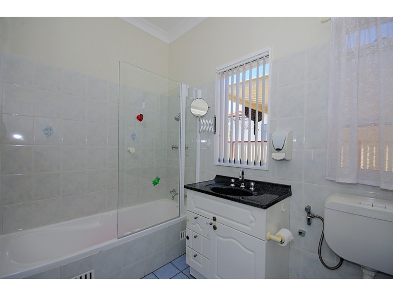 10 Willett St, Yagoona NSW 2199