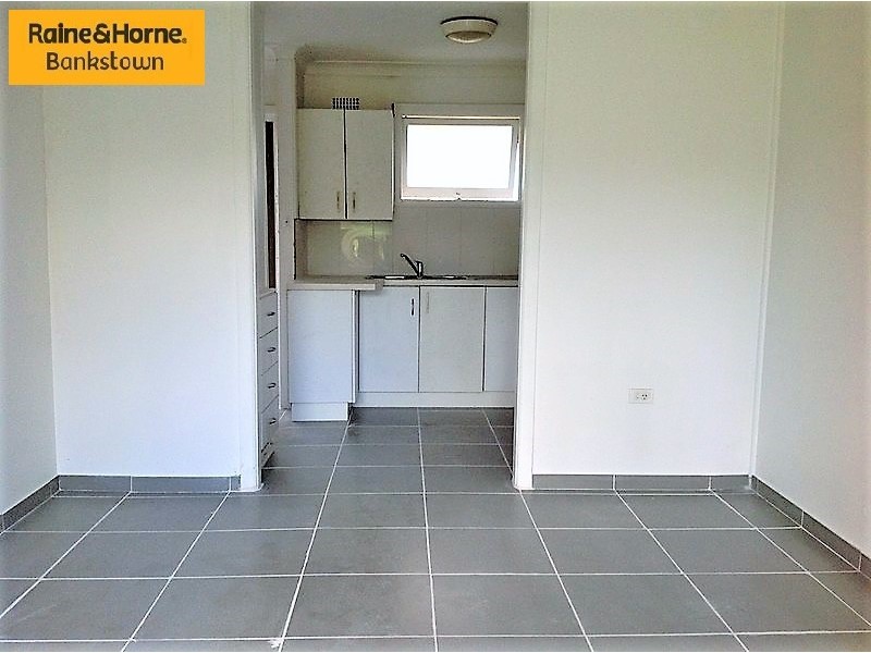 3/90 Griffiths Ave, Bankstown NSW 2200