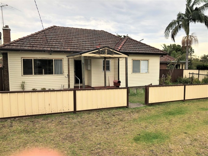 2 Sunny Cresent, Punchbowl NSW 2196