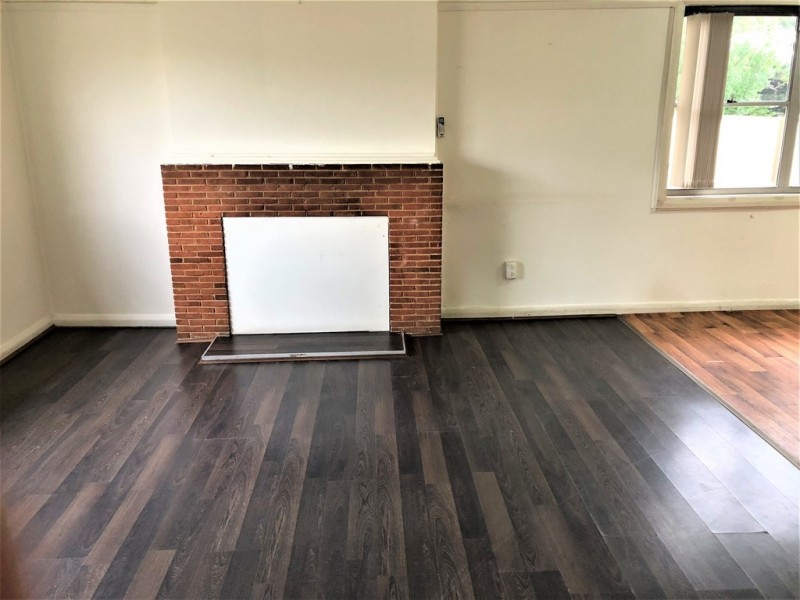 2 Sunny Cresent, Punchbowl NSW 2196