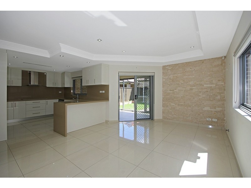 106A Acacia Ave, Greenacre NSW 2190