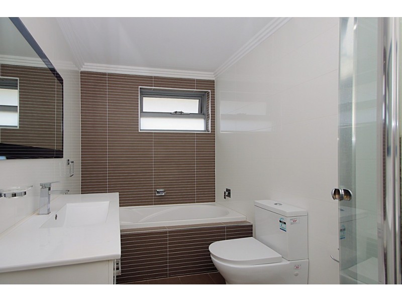 106A Acacia Ave, Greenacre NSW 2190