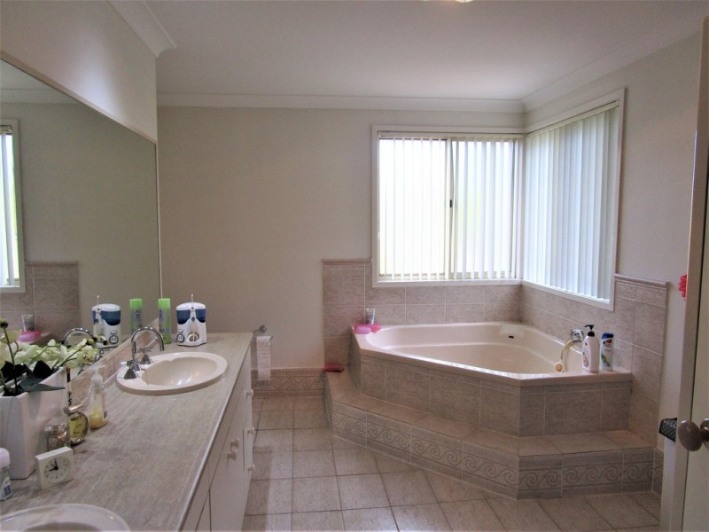 49 Leacocks Lane, Casula NSW 2170