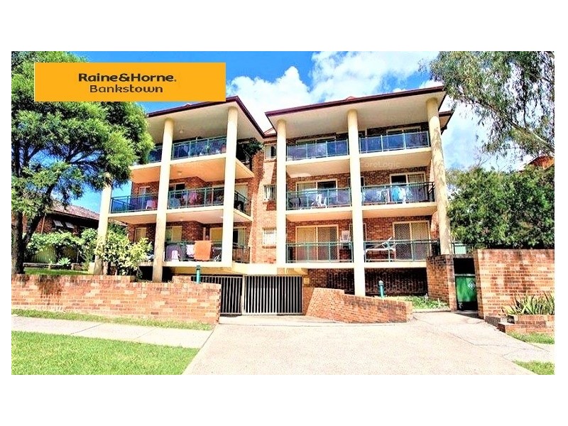 13/11 Milton St, Bankstown NSW 2200