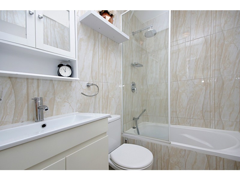 B404/75 Rickard Rd, Bankstown NSW 2200