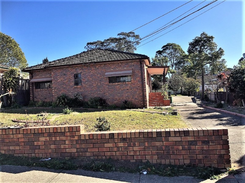 2 Binalong road, Pendle Hill NSW 2145
