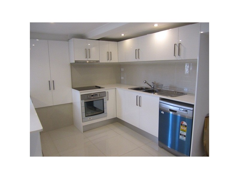 1  Hillview Ave, Bankstown NSW 2200