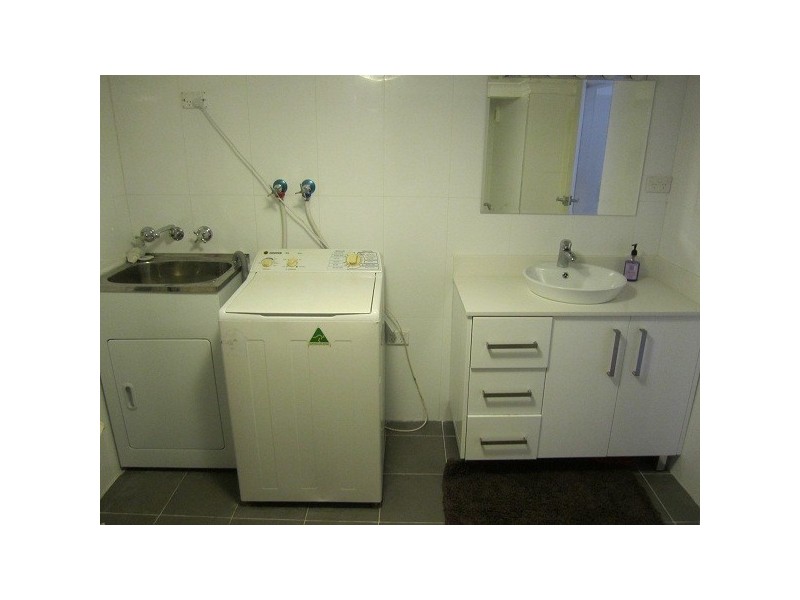 1  Hillview Ave, Bankstown NSW 2200