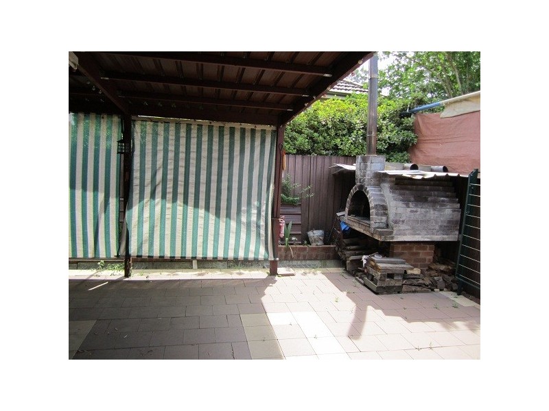 1 / 26  Brunker Rd, Yagoona NSW 2199