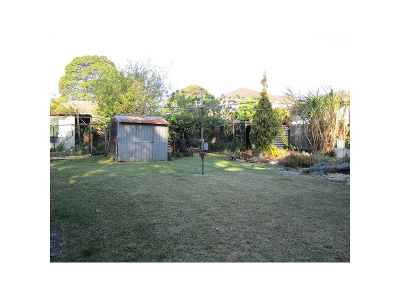 5 Fenwick St, Yagoona NSW 2199