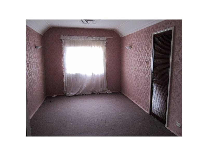 6 Yarrick Rd, Lakemba NSW 2195