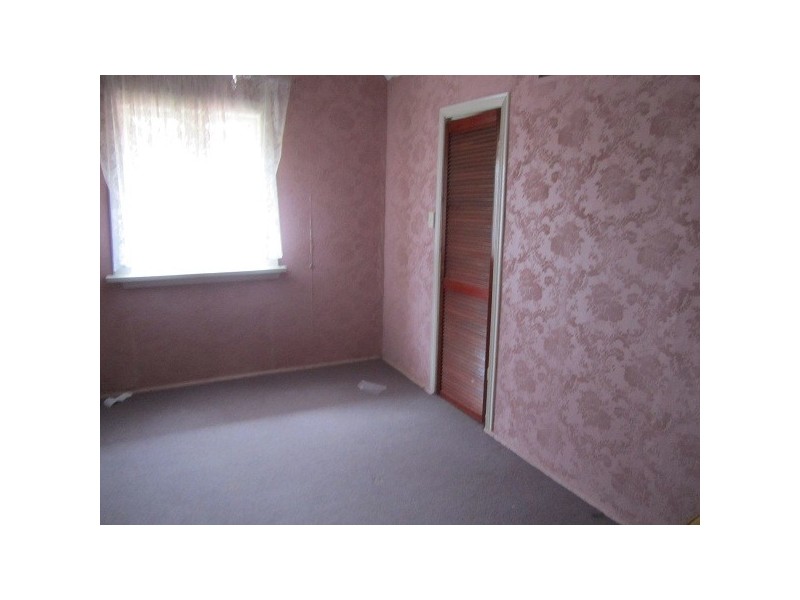 6 Yarrick Rd, Lakemba NSW 2195