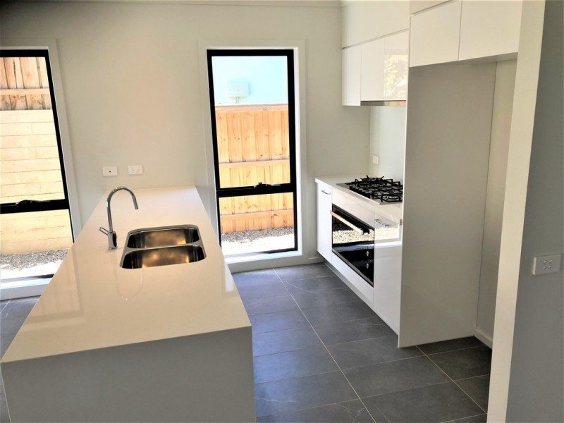 4 Bartholomew Circuit, Moorebank NSW 2170