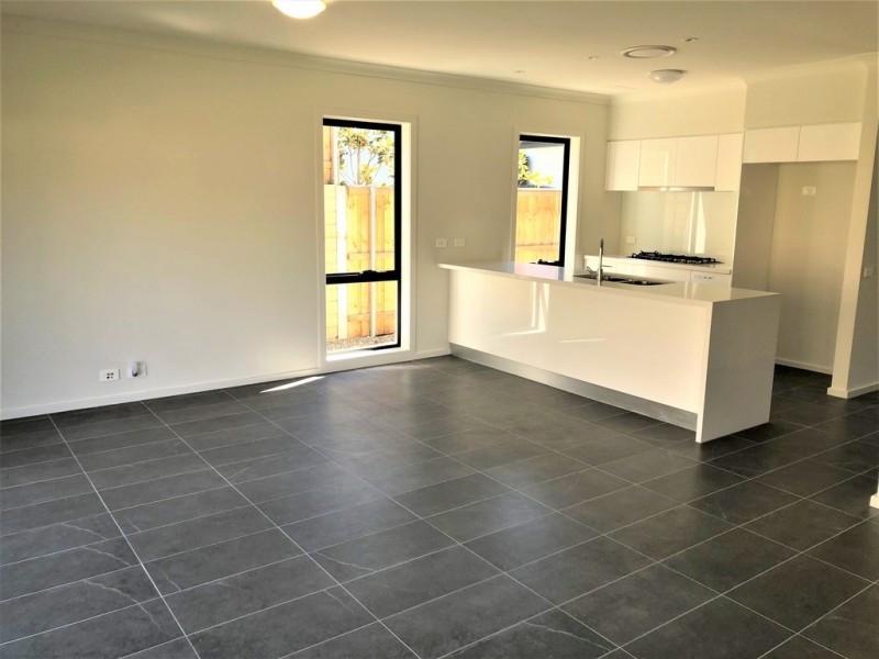 4 Bartholomew Circuit, Moorebank NSW 2170