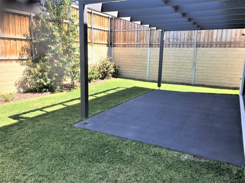 4 Bartholomew Circuit, Moorebank NSW 2170