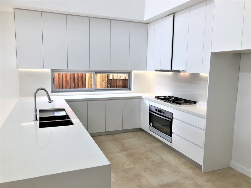 85A Maiden st, Greenacre NSW 2190