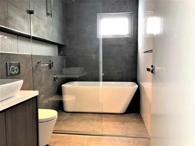 85A Maiden st, Greenacre NSW 2190