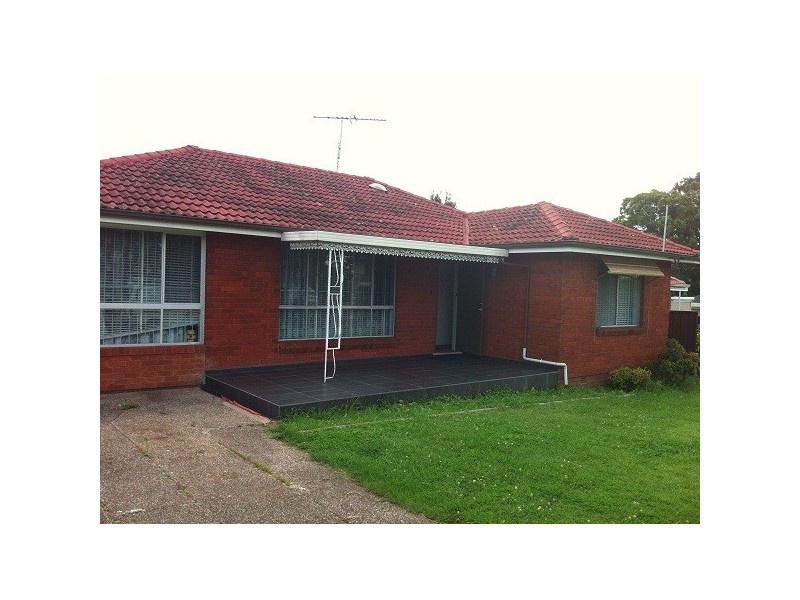 4 Joseph st, Sefton NSW 2162