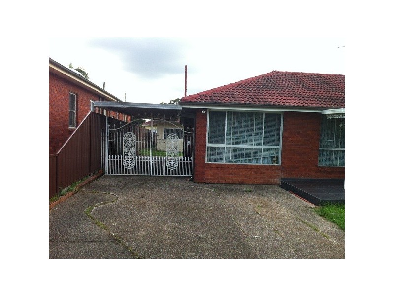 4 Joseph st, Sefton NSW 2162
