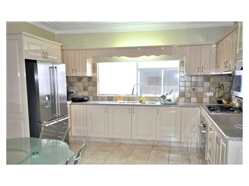 27 LITHGOW AVENUE, Yagoona NSW 2199