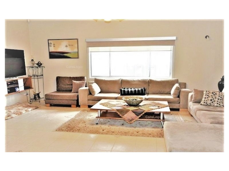 27 LITHGOW AVENUE, Yagoona NSW 2199