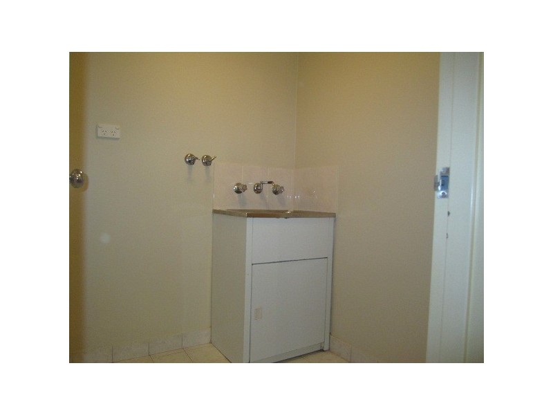 15 / 105 Meredith St, Bankstown NSW 2200