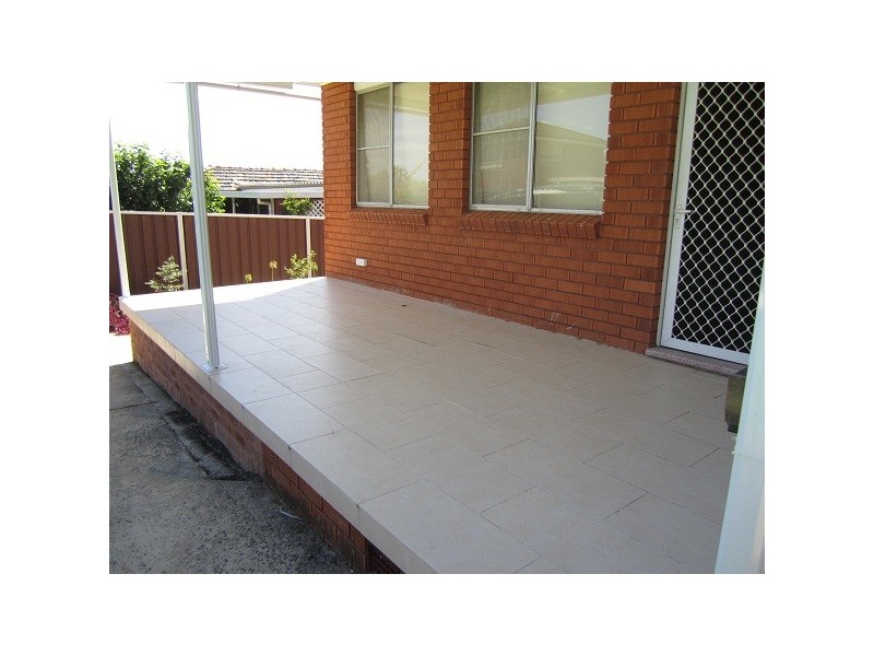 89 Oak Drive, Georges Hall NSW 2198